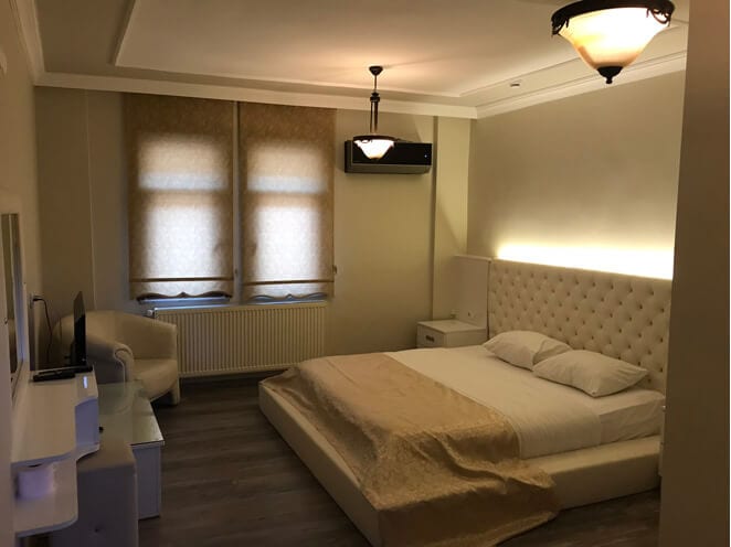 Salapurya Otel Cide, 202 numaralı Deluxe oda — Çift Kişilik yatak