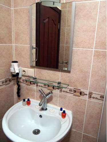 Çift Kişilik Yatak — 206 No'lu Standart Oda