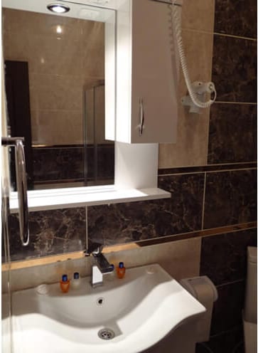 Banyo — 211 No'lu Deniz Manzaralı Oda