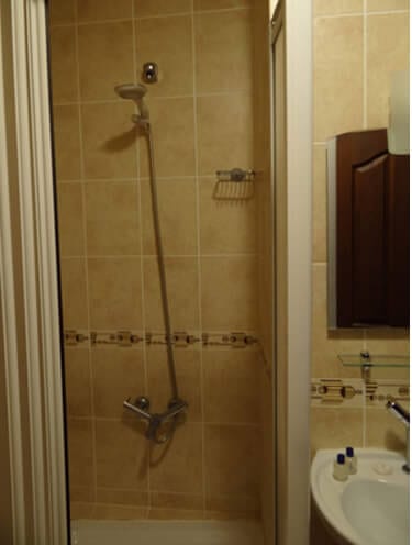 Banyo — 305 No'lu Standart Oda