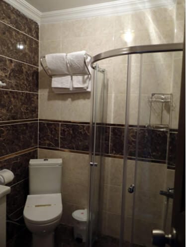 Banyo — 310 No'lu Deniz Manzaralı Oda